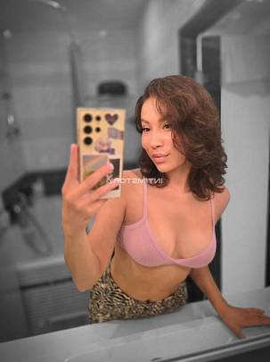 Фото MitaCosplay Girl