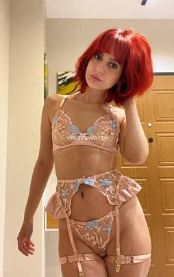 Фото Теона футфетиш