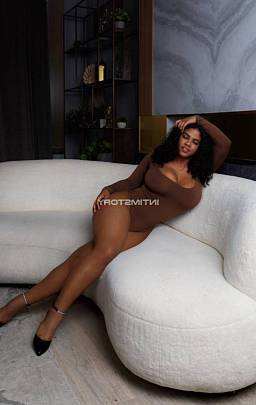 Фото Жопастая Виктория